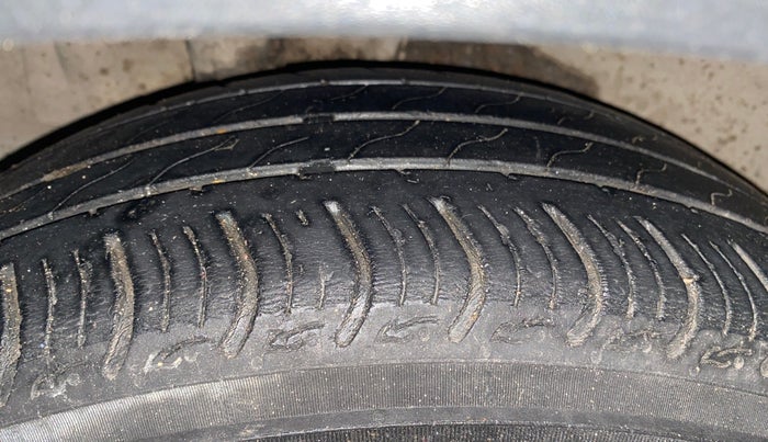 2022 Maruti IGNIS ZETA 1.2 AMT, Petrol, Automatic, 81,852 km, Right Rear Tyre Tread