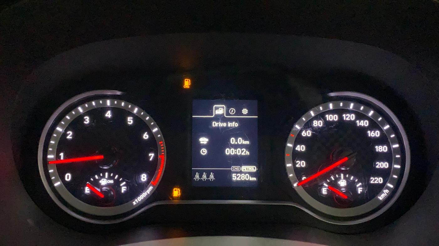 2024 Hyundai AURA SX 1.2 CNG, CNG, Manual, 5,280 km, Odometer Image