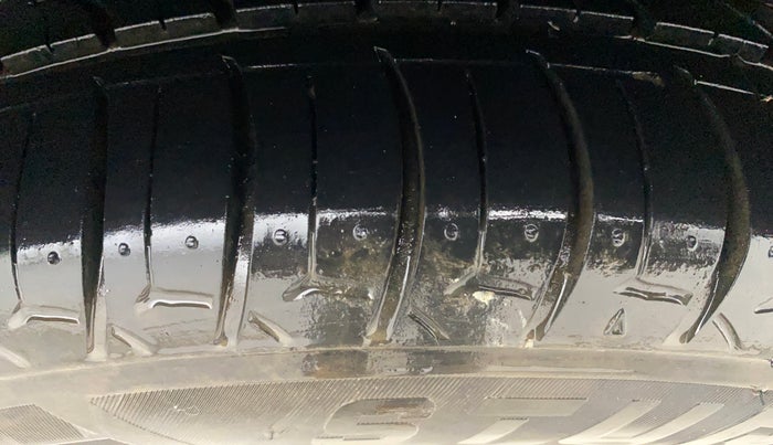 2018 Hyundai Elite i20 ASTA 1.2 (O), Petrol, Manual, 64,843 km, Left Rear Tyre Tread