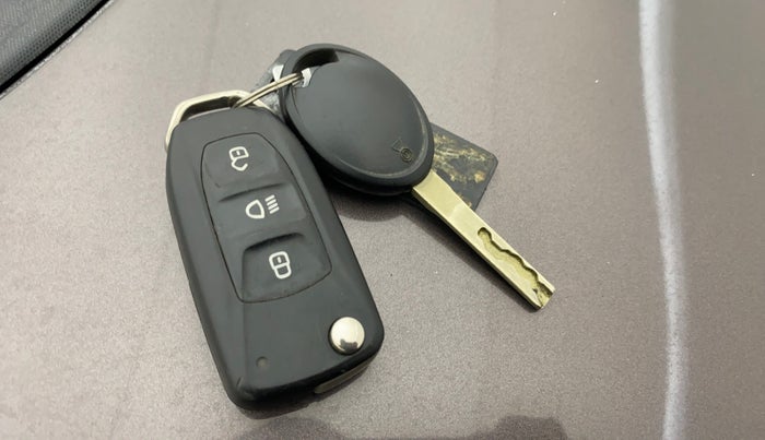 2019 Tata TIGOR XZA PLUS PETROL, Petrol, Automatic, 3,907 km, Key Close Up