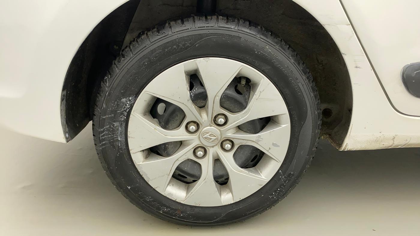 2015 Hyundai Xcent S 1.2, Petrol, Manual, 33,138 km, Right Rear Wheel