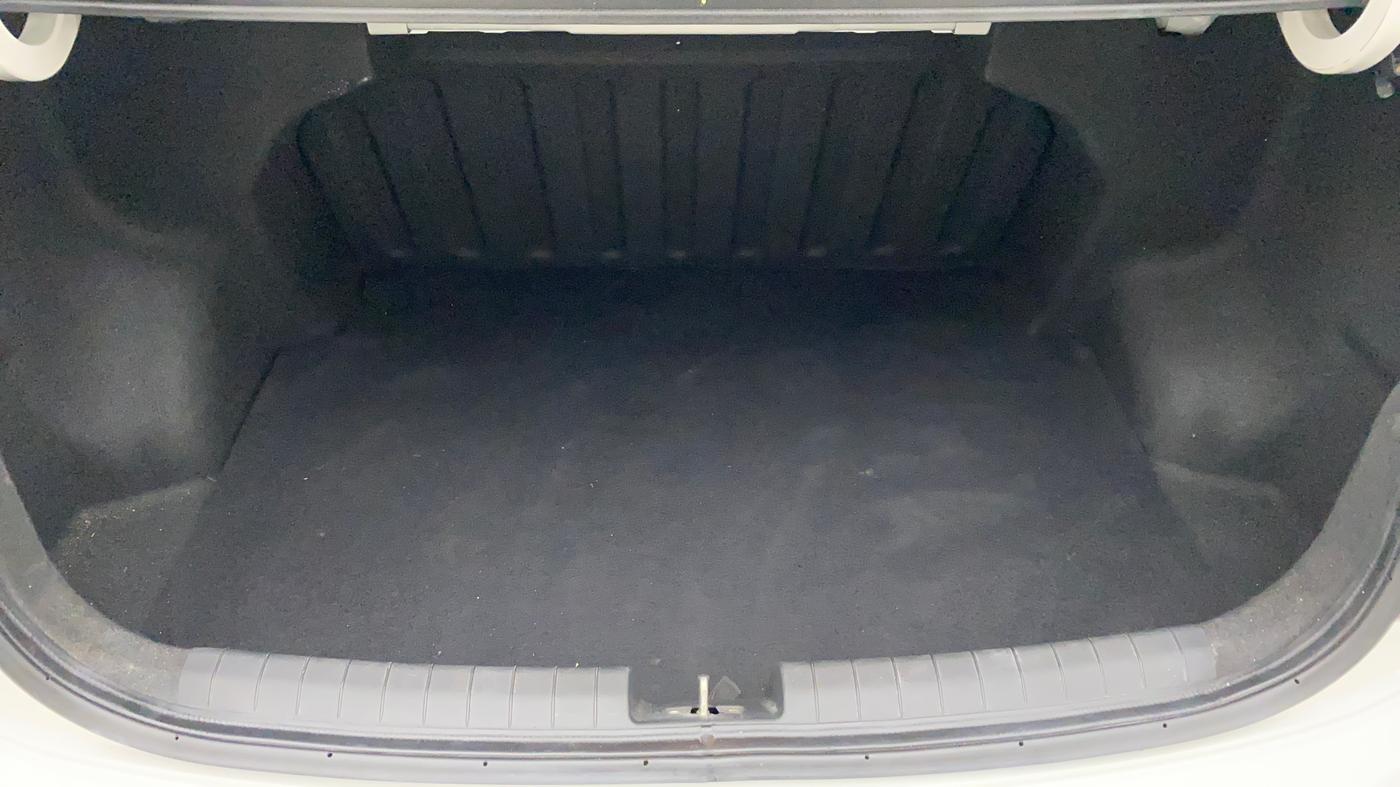 2015 Hyundai Xcent S 1.2, Petrol, Manual, 33,138 km, Boot Inside