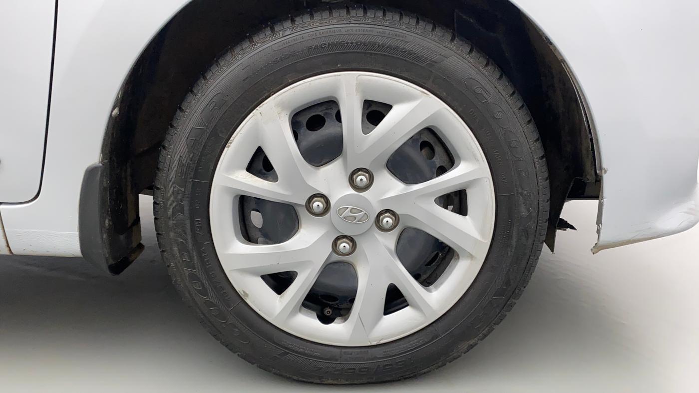 2019 Hyundai Grand i10 MAGNA 1.2 KAPPA VTVT, Petrol, Manual, 29,006 km, Right Front Wheel