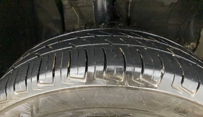 2023 Tata PUNCH PURE MT CNG, CNG, Manual, 63,025 km, Right Front Tyre Tread