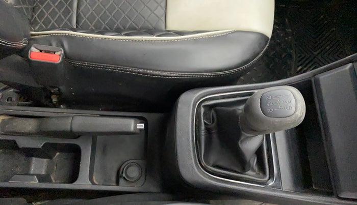 2023 Tata PUNCH PURE MT CNG, CNG, Manual, 63,025 km, Gear Lever