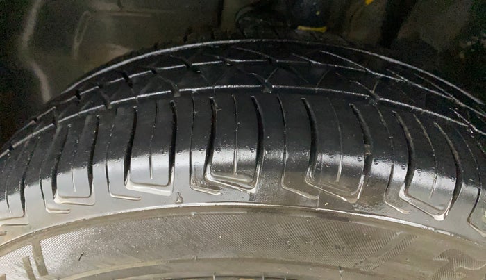 2023 Tata PUNCH PURE MT CNG, CNG, Manual, 63,025 km, Left Front Tyre Tread