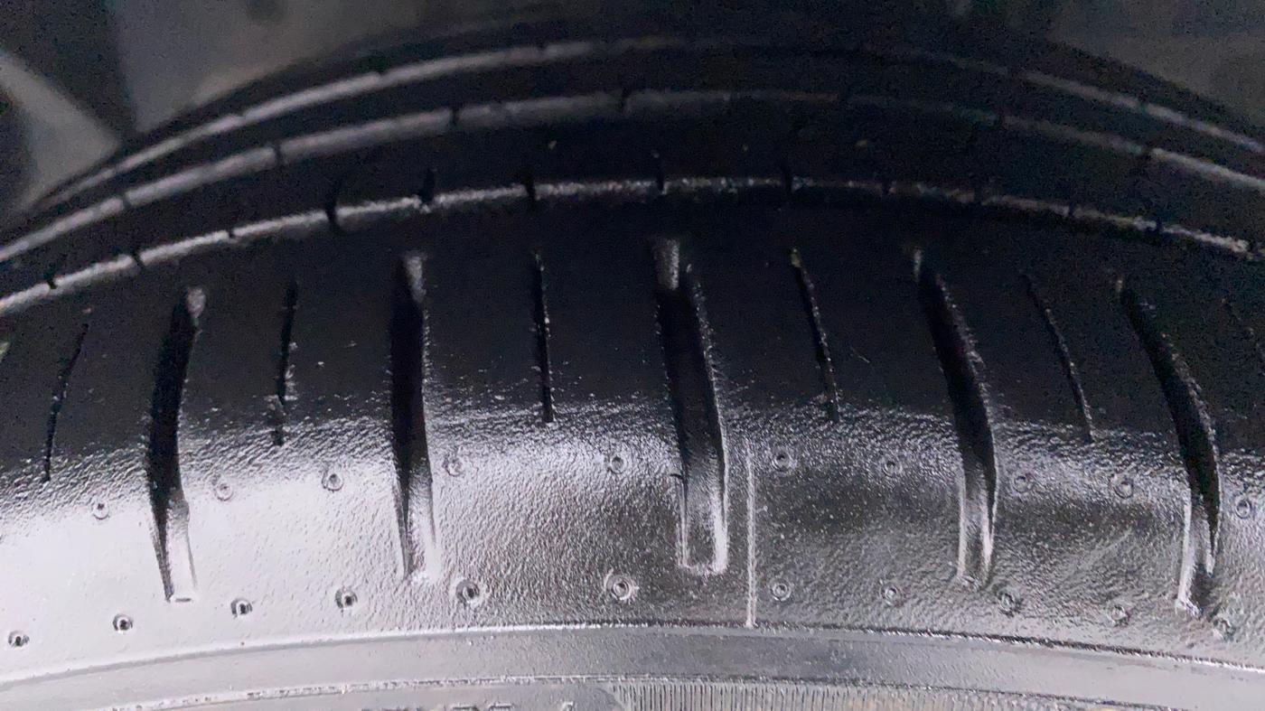 2019 Ford New Figo 1.2 TITANIUM BLU, Petrol, Manual, 22,795 km, Left Front Tyre Tread