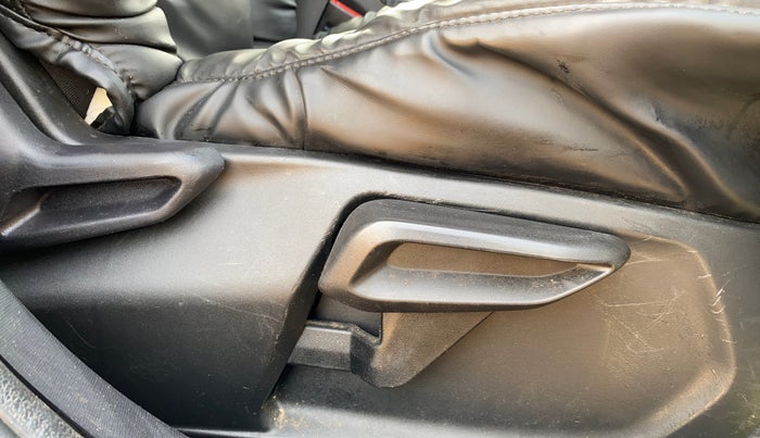 2023 Tata NEXON CREATIVE PLUS 1.2 REVOTRON 6 MT DT, Petrol, Manual, 23,710 km, Driver Side Adjustment Panel