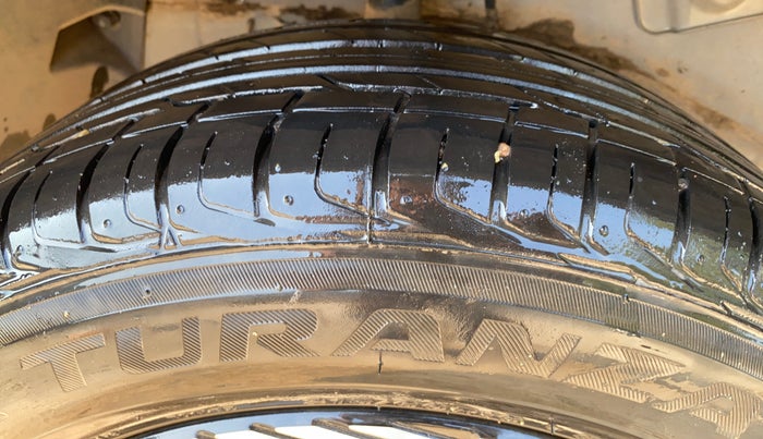 2023 Tata NEXON CREATIVE PLUS 1.2 REVOTRON 6 MT DT, Petrol, Manual, 23,710 km, Right Rear Tyre Tread