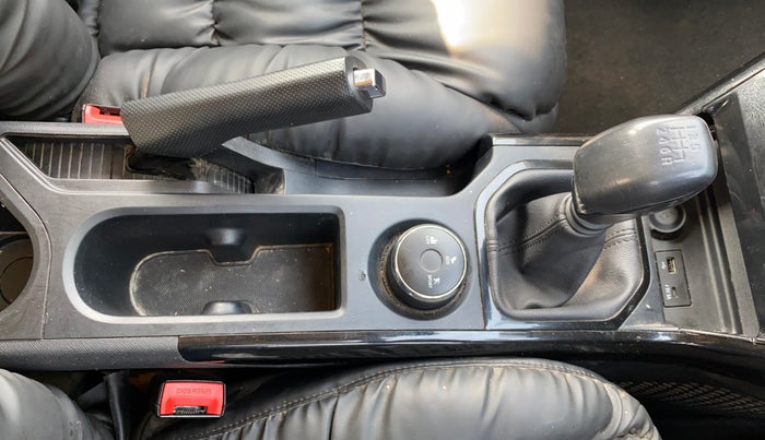 2023 Tata NEXON CREATIVE PLUS 1.2 REVOTRON 6 MT DT, Petrol, Manual, 23,710 km, Gear Lever