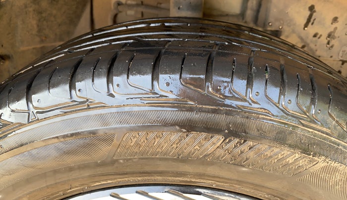 2023 Tata NEXON CREATIVE PLUS 1.2 REVOTRON 6 MT DT, Petrol, Manual, 23,710 km, Right Front Tyre Tread