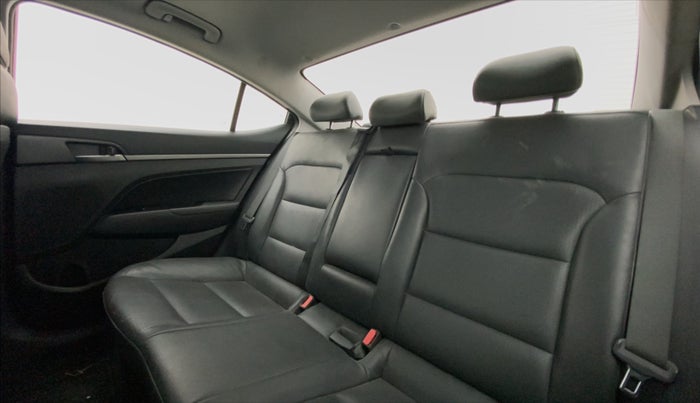 2017 Hyundai New Elantra 1.6 SX AT O, Diesel, Automatic, 69,264 km, Right Side Rear Door Cabin View