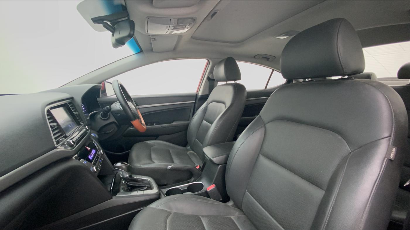 2017 Hyundai New Elantra 1.6 SX AT O, Diesel, Automatic, 69,264 km, Right Side Front Door Cabin View