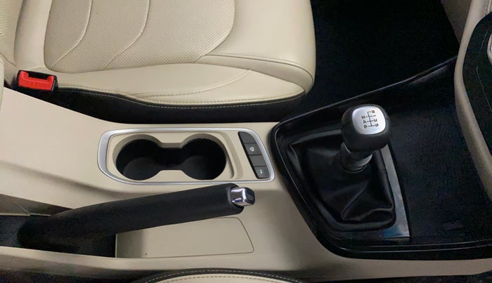 2022 MG HECTOR SHARP 2.0 DIESEL, Diesel, Manual, 77,181 km, Gear Lever