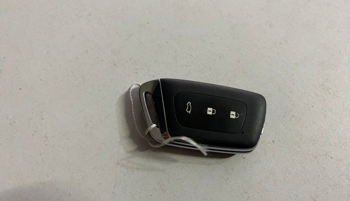 2022 MG HECTOR SHARP 2.0 DIESEL, Diesel, Manual, 77,181 km, Key Close Up