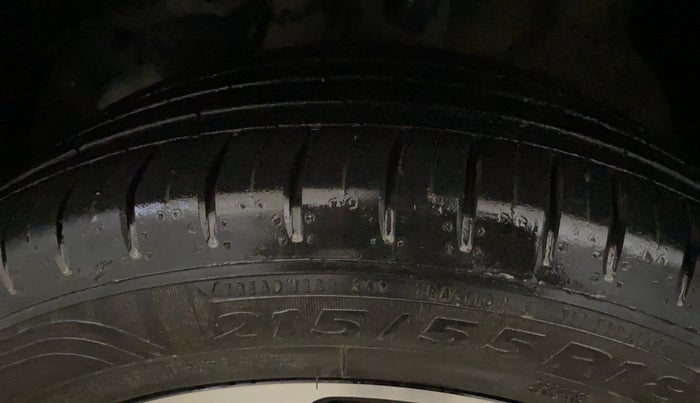 2022 MG HECTOR SHARP 2.0 DIESEL, Diesel, Manual, 77,181 km, Left Front Tyre Tread