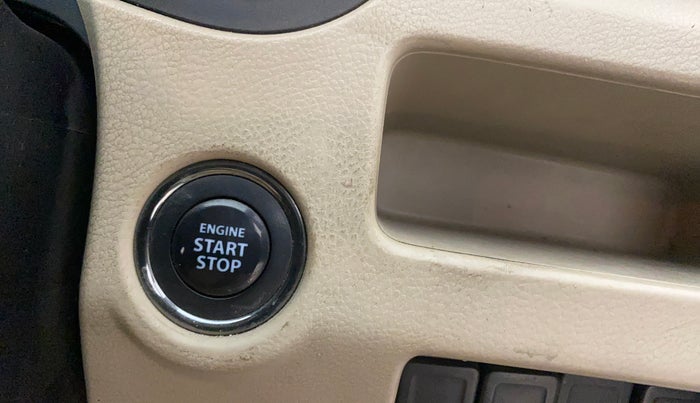 2020 Maruti Ciaz ALPHA  AT 1.5 SHVS PETROL, Petrol, Automatic, 52,387 km, Keyless Start/ Stop Button