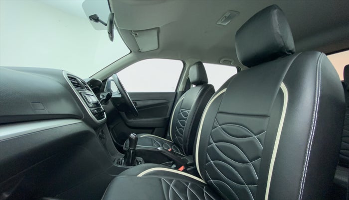 2018 Maruti Vitara Brezza VDI, Diesel, Manual, 73,168 km, Right Side Front Door Cabin