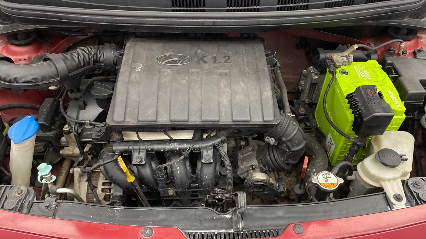 2017 Hyundai Grand i10 SPORTZ (O) AT 1.2 KAPPA VTVT, Petrol, Automatic, 70,425 km, Engine View