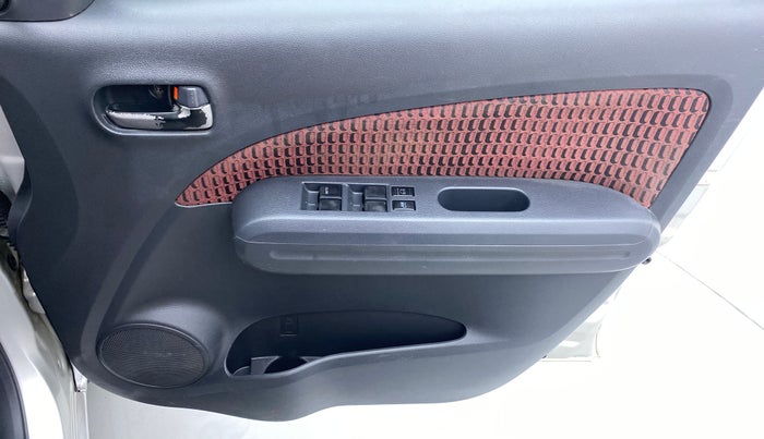 2013 Maruti Ritz VXI BS IV, Petrol, Manual, 79,103 km, Driver Side Door Panels Control