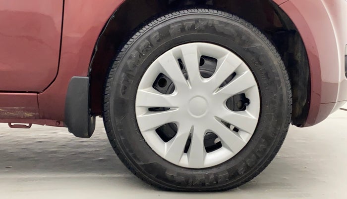 2011 Maruti Ritz VXI BS IV, Petrol, Manual, 76,436 km, Right Front Tyre
