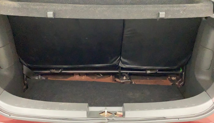 2011 Maruti Ritz VXI BS IV, Petrol, Manual, 76,436 km, Boot Inside View