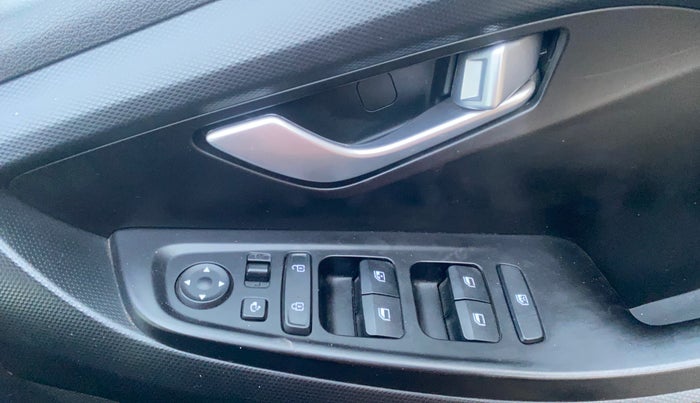 2020 Hyundai Creta SX (O) 1.4 TURBO DCT, Petrol, Automatic, 82,271 km, Driver Side Door Panels Control