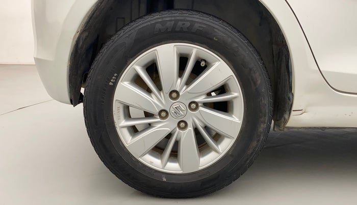 2014 Maruti Swift ZDI, Diesel, Manual, 1,09,999 km, Right Rear Wheel