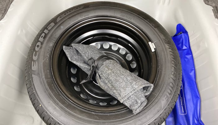 2025 Honda Amaze 1.2L I-VTEC S, Petrol, Manual, 4,785 km, Spare Tyre