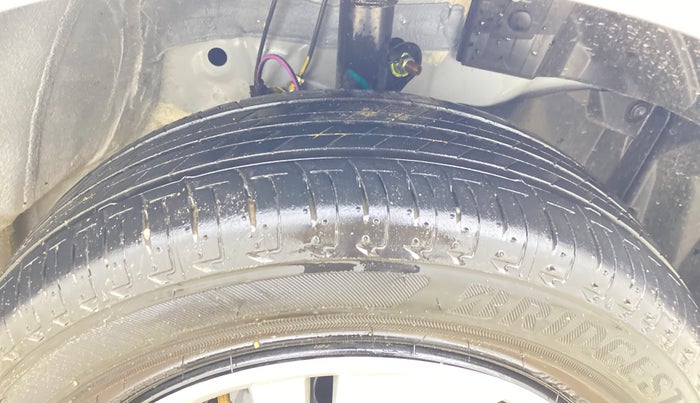 2025 Honda Amaze 1.2L I-VTEC S, Petrol, Manual, 4,785 km, Right Front Tyre Tread