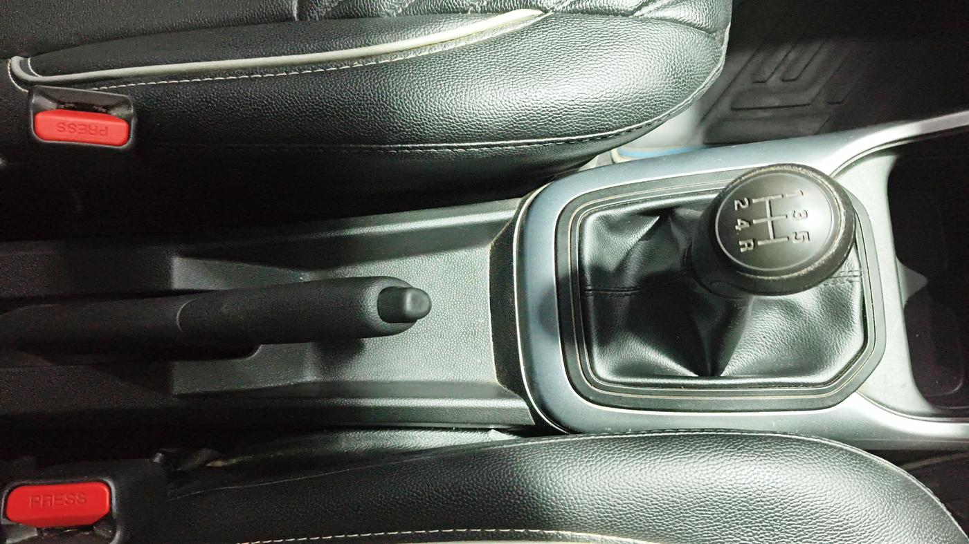 2022 Maruti IGNIS SIGMA 1.2, Petrol, Manual, 31,620 km, Gear Lever