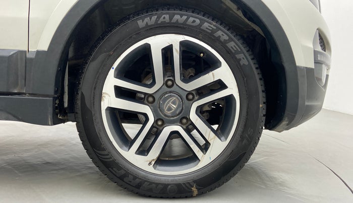 2017 Tata Hexa Varicor 400 XTA, Diesel, Automatic, 48,039 km, Right Front Wheel