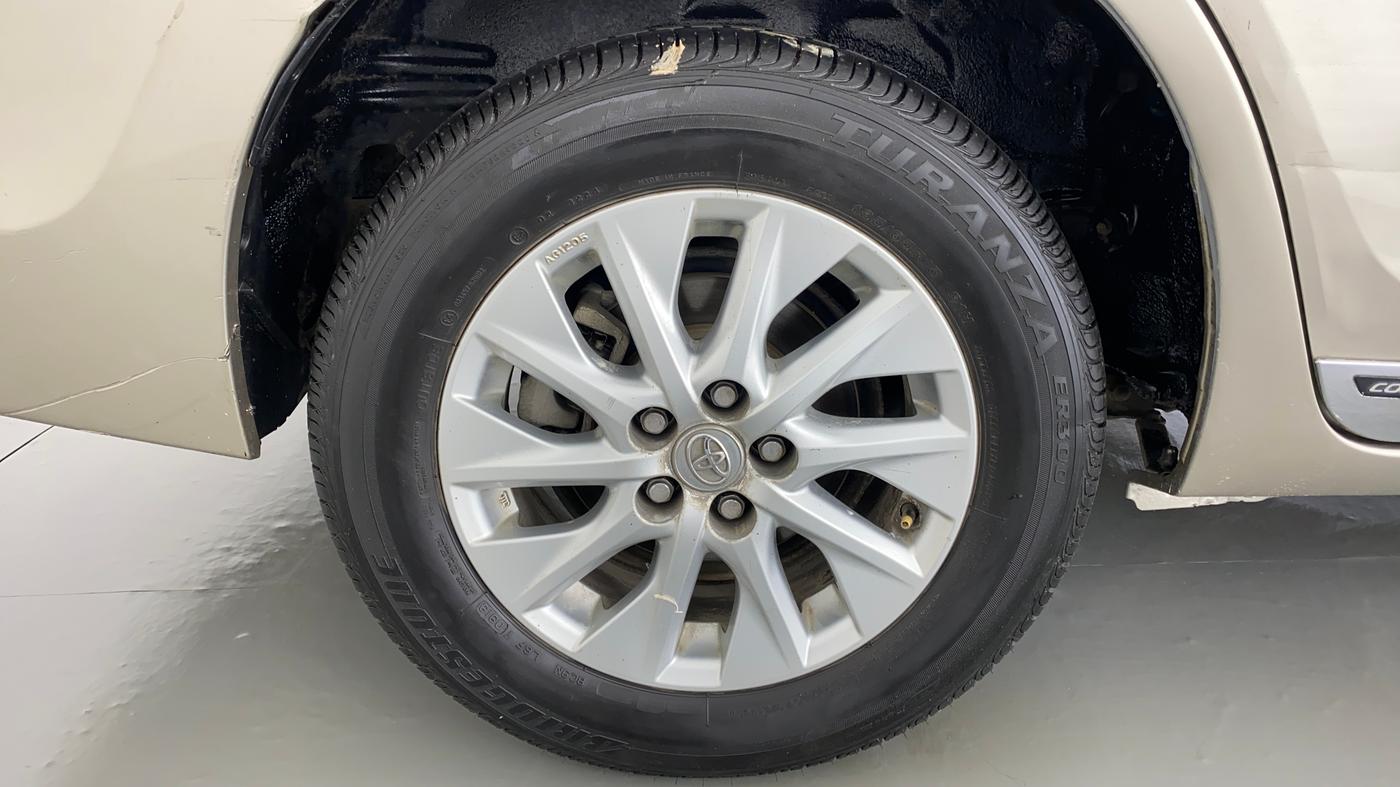 2017 Toyota Corolla Altis G AT, Petrol, Automatic, 75,836 km, Right Rear Wheel