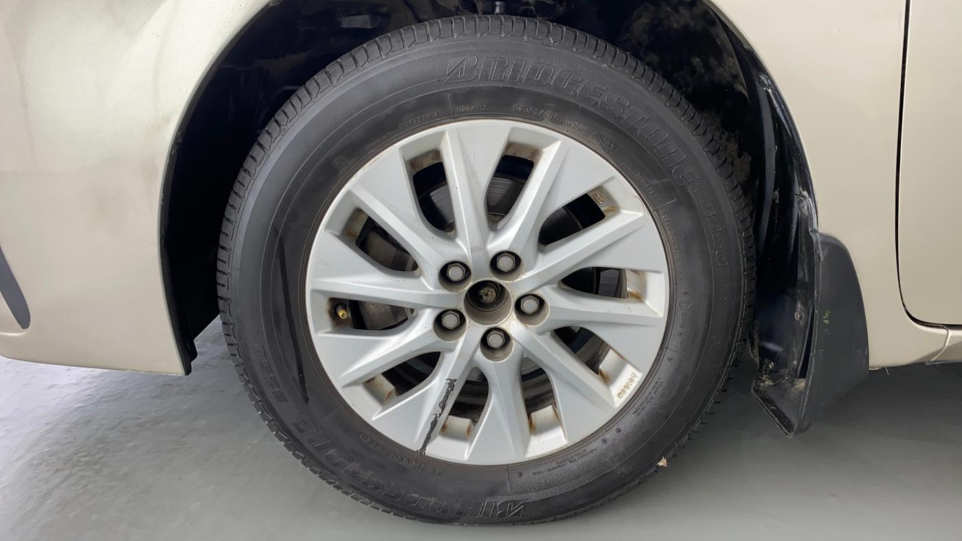 2017 Toyota Corolla Altis G AT, Petrol, Automatic, 75,836 km, Left Front Wheel