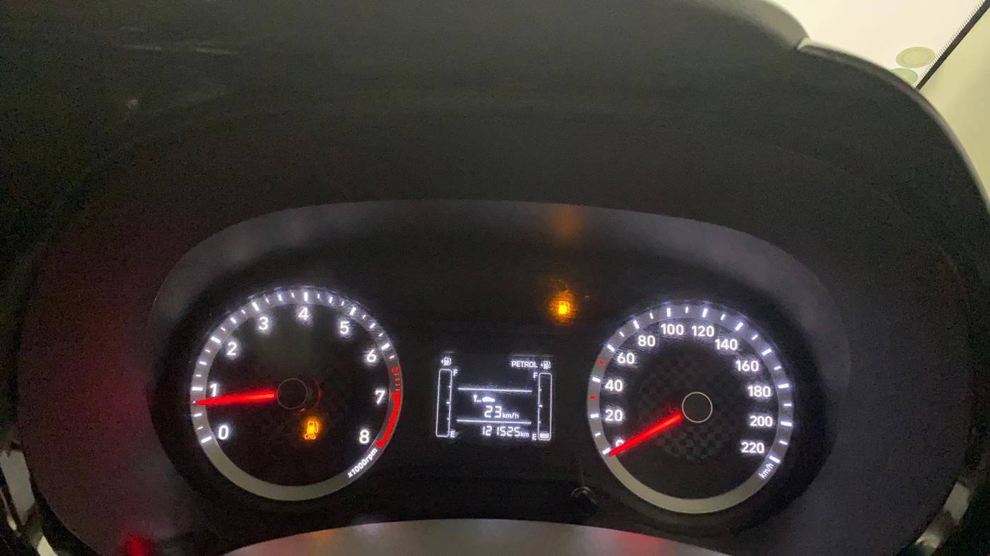 2022 Hyundai AURA SX 1.2 CNG, CNG, Manual, 1,21,535 km, Odometer Image