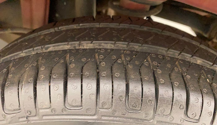 2013 Maruti Alto K10 VXI, Petrol, Manual, 90,399 km, Left Rear Tyre Tread