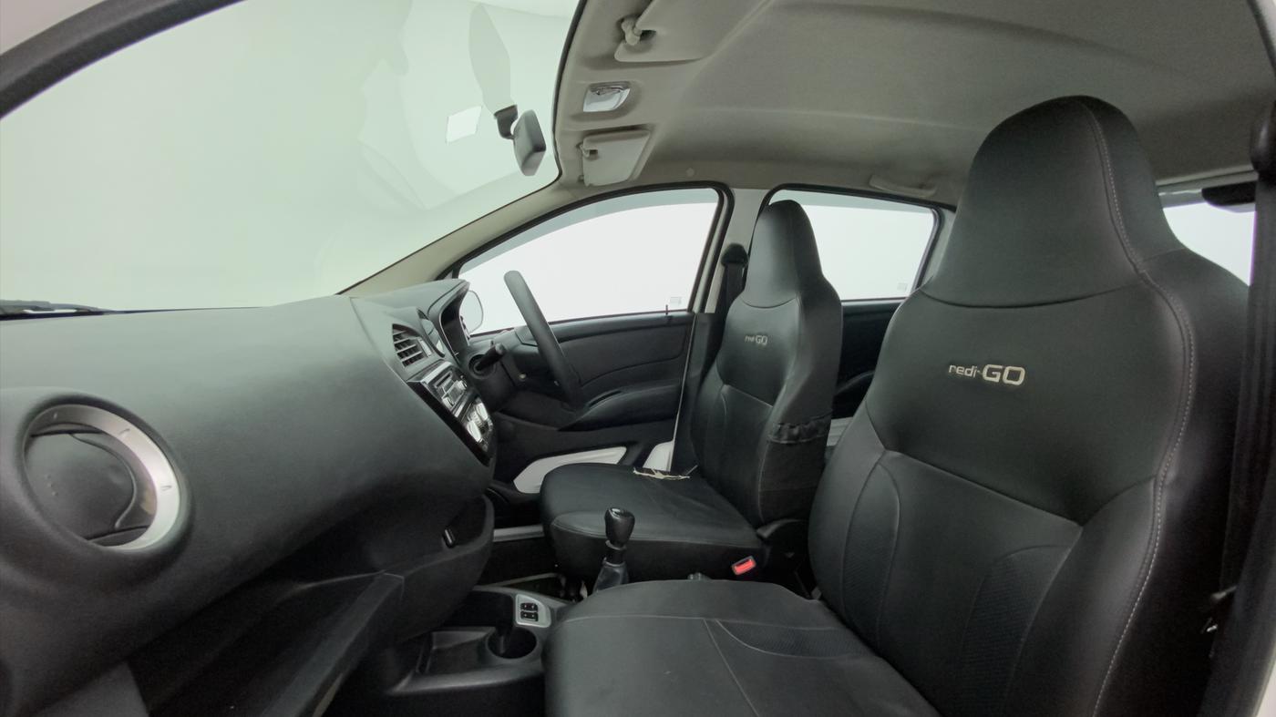 2017 Datsun Redi Go S 1.0, Petrol, Manual, 1,09,680 km, Right Side Front Door Cabin