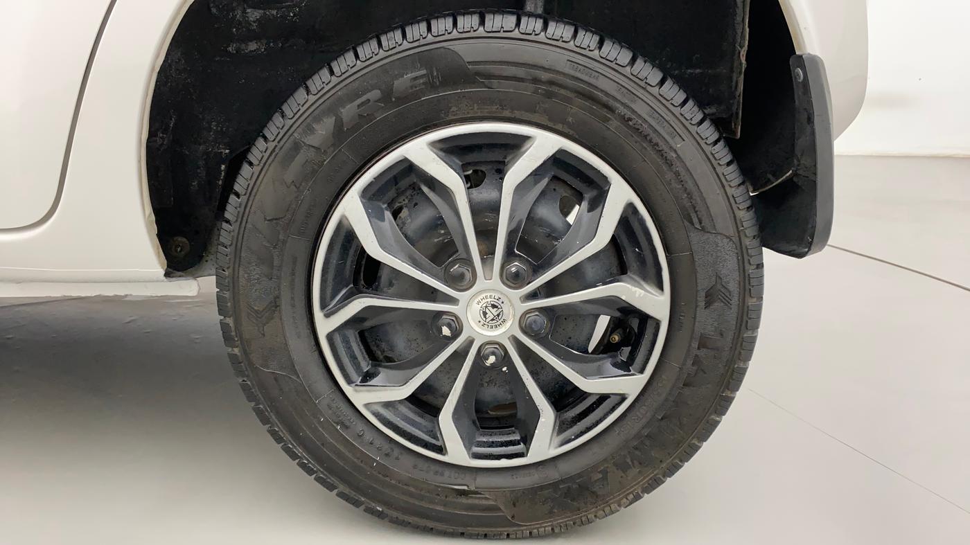 2017 Datsun Redi Go S 1.0, Petrol, Manual, 1,09,680 km, Left Rear Wheel
