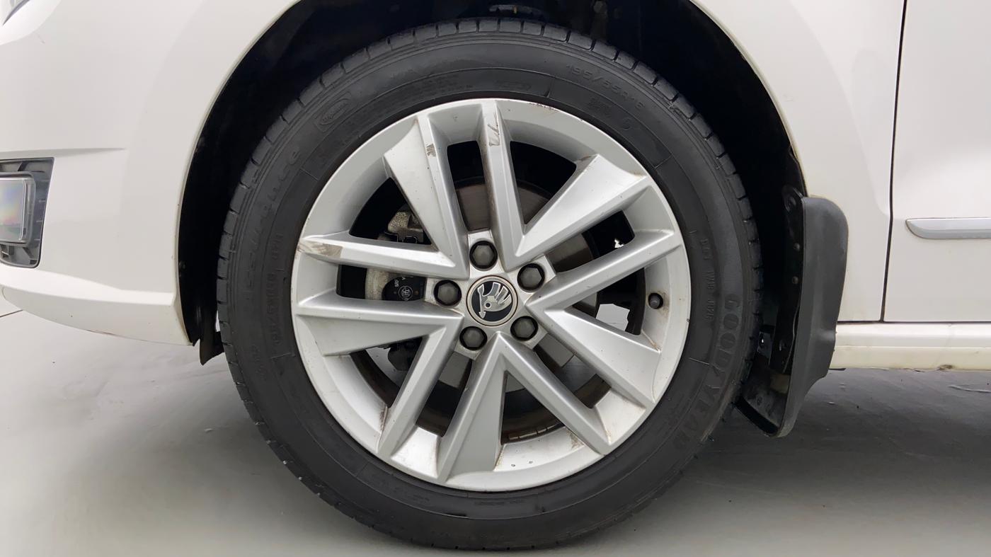 2021 Skoda Rapid STYLE 1.0 AT, Petrol, Automatic, 25,579 km, Left Front Wheel