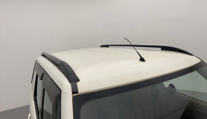 2017 Mahindra TUV300 T8, Diesel, Manual, 70,388 km, Roof