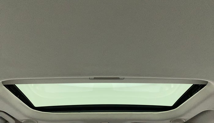 2022 Mahindra SCORPIO-N Z8 L DIESEL AT 2WD 6 STR, Diesel, Automatic, 25,382 km, Moonroof/ Sunroof