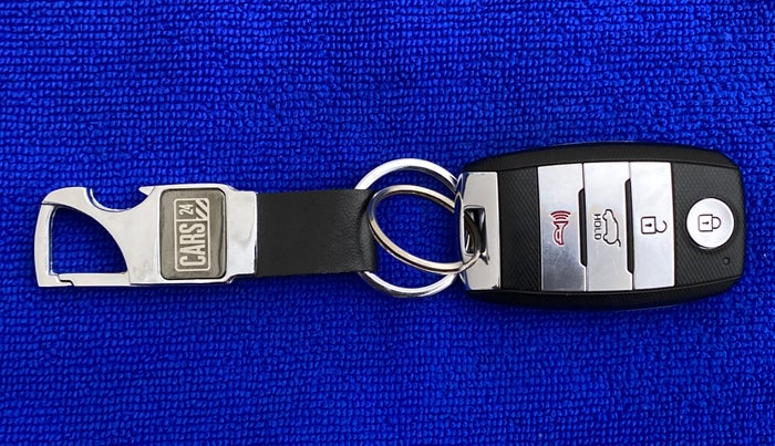 2020 KIA SELTOS HTX 1.5 DIESEL, Diesel, Manual, 16,510 km, Key Close Up