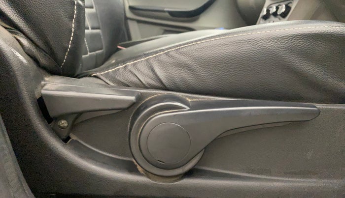 2018 Tata Tiago XZ PETROL, Petrol, Manual, 86,322 km, Driver Side Adjustment Panel