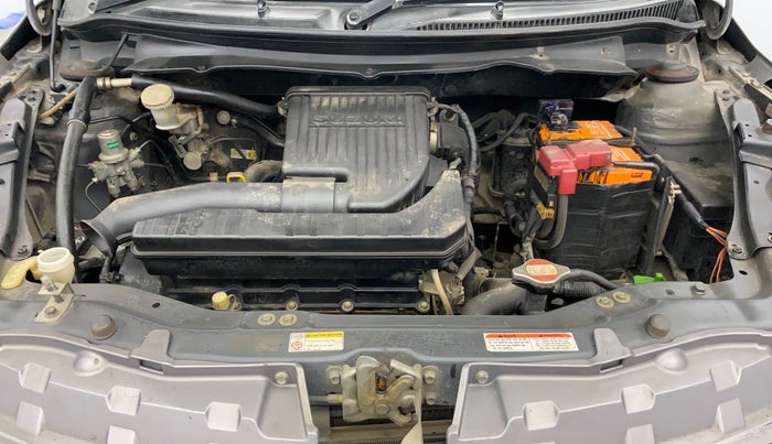 2015 Maruti Swift VXI, Petrol, Manual, 92,030 km, Engine View
