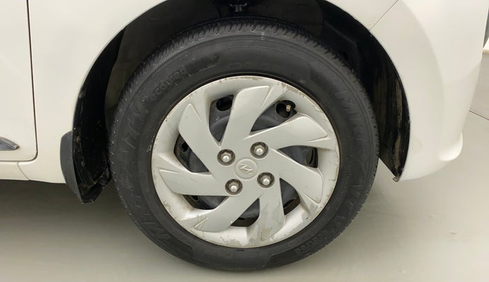 2019 Hyundai NEW SANTRO SPORTZ CNG, CNG, Manual, 69,189 km, Right Front Wheel