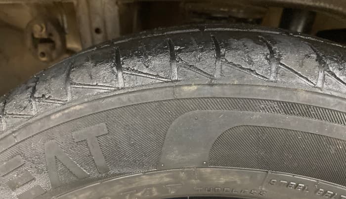 2016 Maruti Alto 800 VXI, Petrol, Manual, 87,762 km, Right Rear Tyre Tread