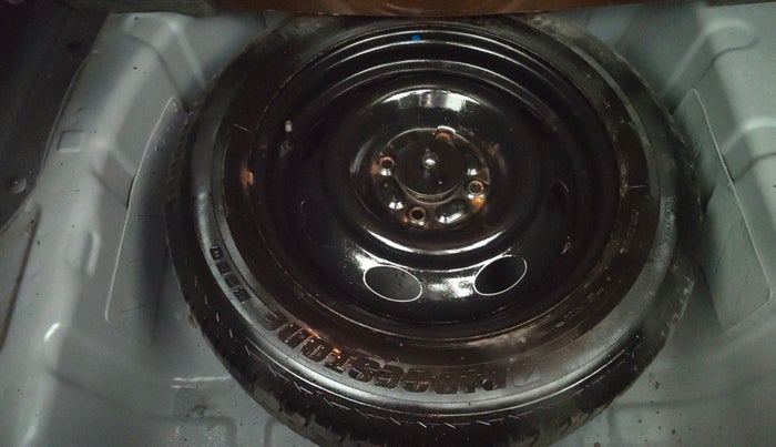 2015 Tata Zest XT PETROL, Petrol, Manual, 75,248 km, Spare Tyre