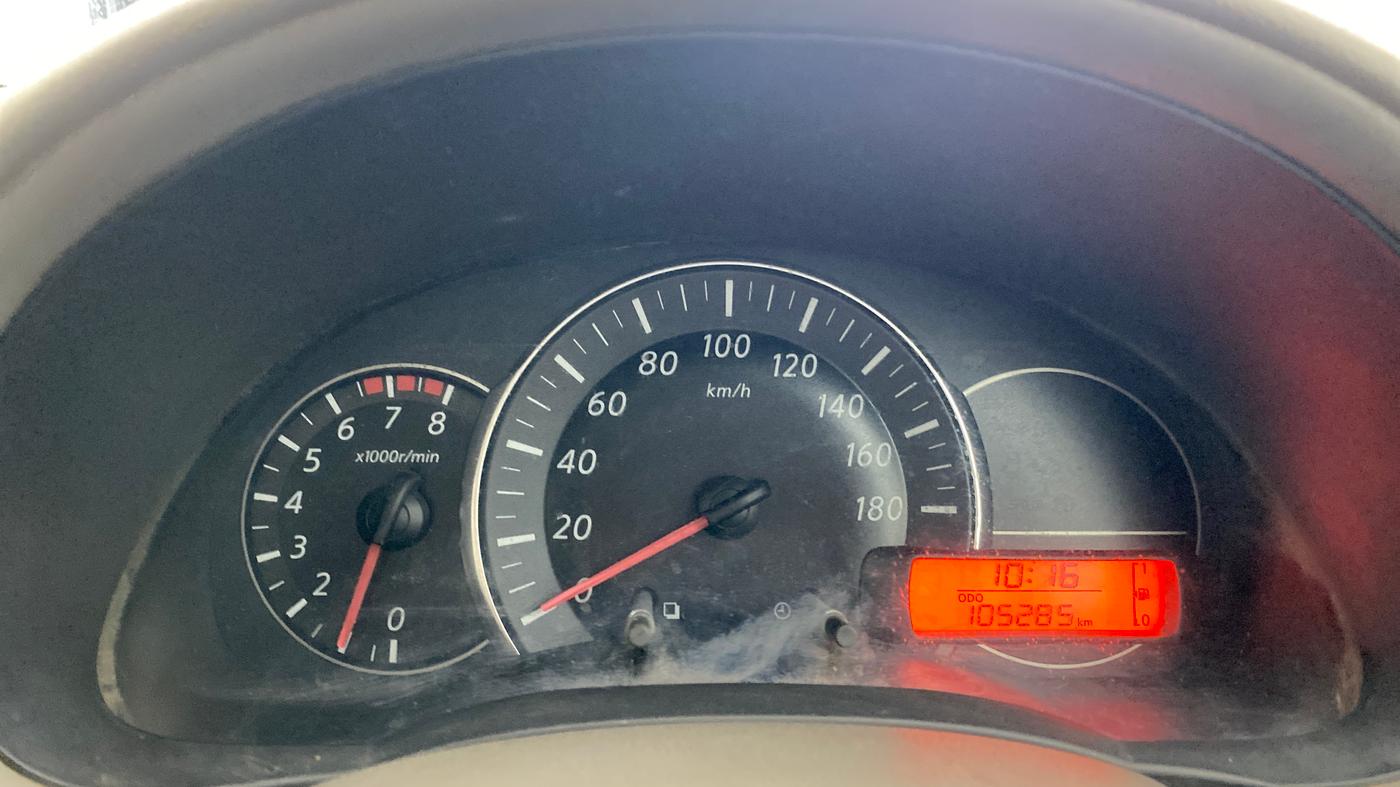 2014 Nissan Micra XL PETROL, Petrol, Manual, 1,05,255 km, Odometer Image