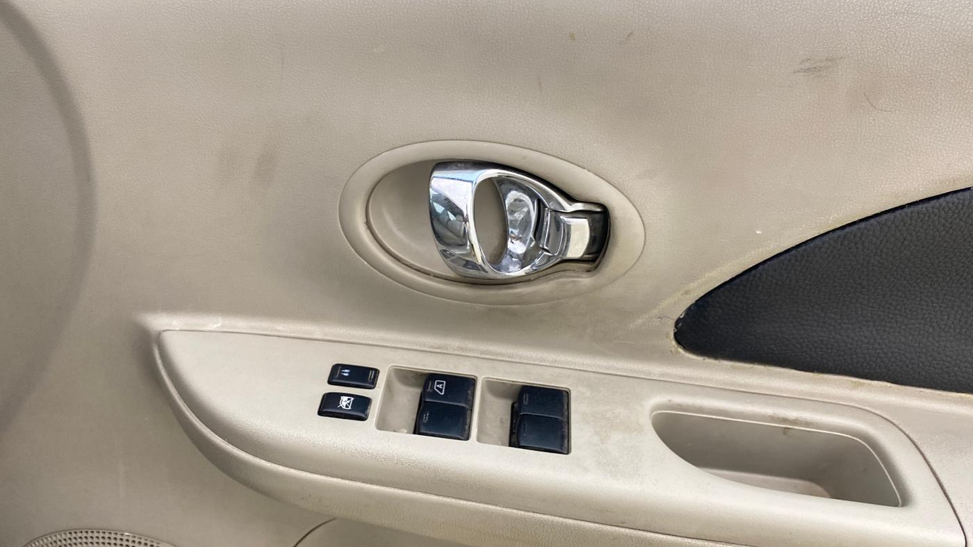 2014 Nissan Micra XL PETROL, Petrol, Manual, 1,05,255 km, Driver Side Door Panels Control