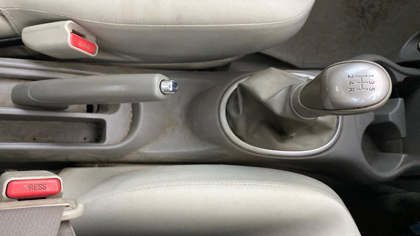 2014 Nissan Micra XL PETROL, Petrol, Manual, 1,05,255 km, Gear Lever